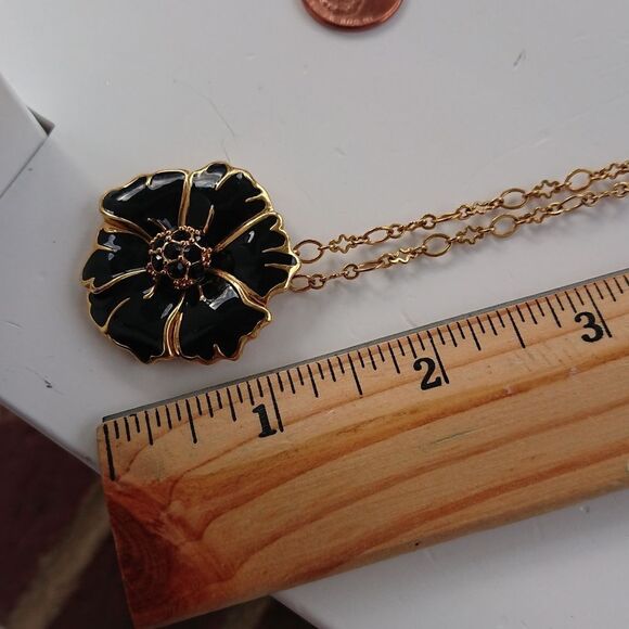 J Crew Black & Gold Flower Necklace - Picture 8 of 8
